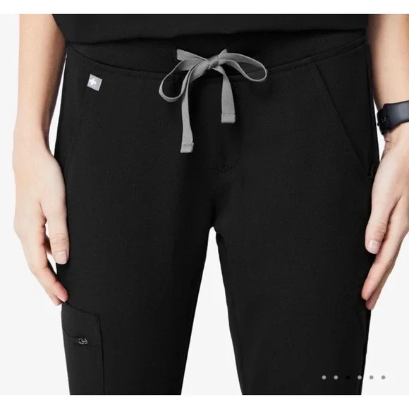 FIGS Zamora Jogger Scrub Pants Womens Black FIONx Slim Fit Cargo Pocket Small - Picture 3 of 11